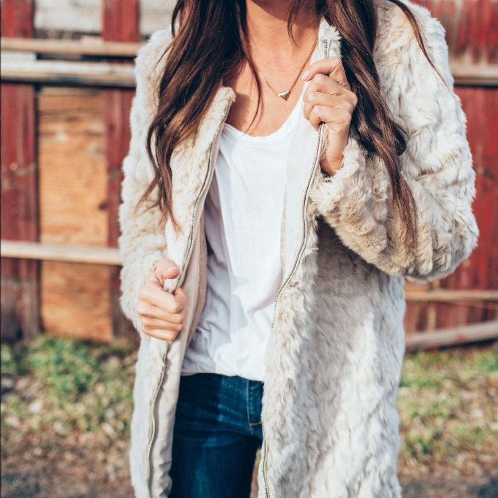 Forever 21 faux fur coat - S - Picture 5 of 7